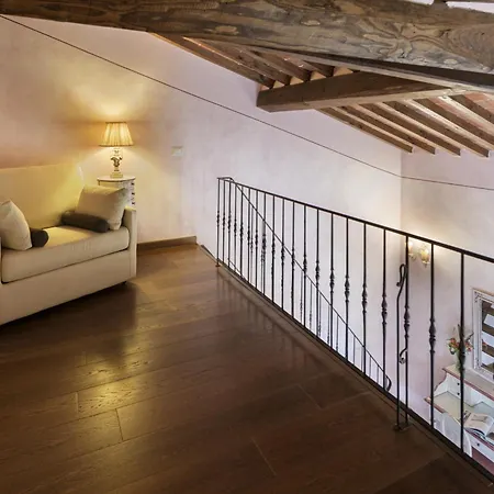 Relais La Leopoldina Hotel 3*