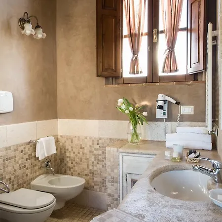 Relais La Leopoldina Hotel 3*